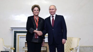 Rússia anuncia conversa de Putin com Lula em meio a esforços para esvaziar Cúpula da Paz