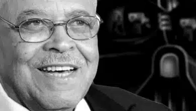 Dublador de Darth Vader e Mufasa, James Earl Jones morre aos 93 anos