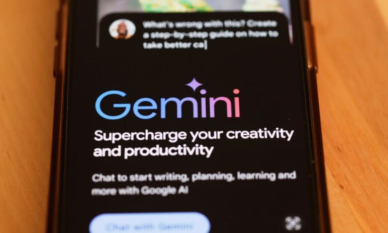 Gemini agora pode enviar mensagens e fazer ligações no WhatsApp por você