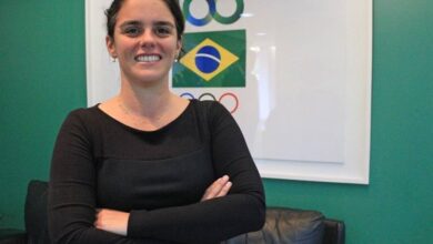 Manoela Penna é a primeira liderança feminina na n...