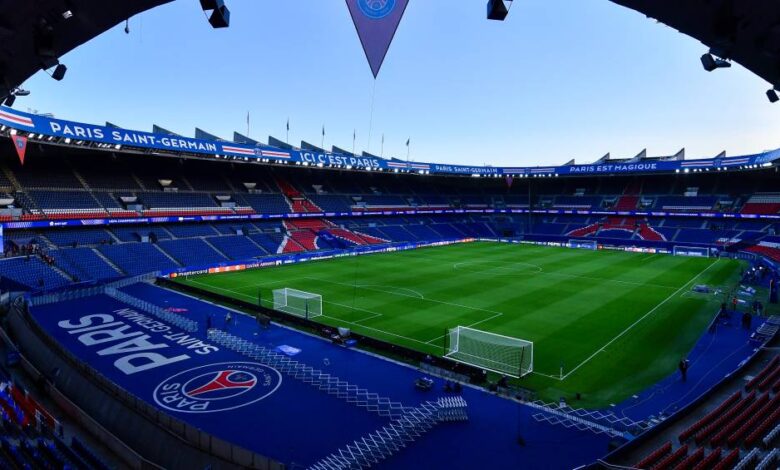 PSG terá estádio parcialmente fechado após cantos...