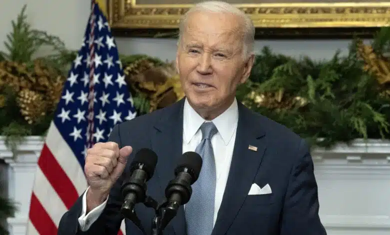 Biden diz que queda de Assad é “ato fundamental de Justiça”