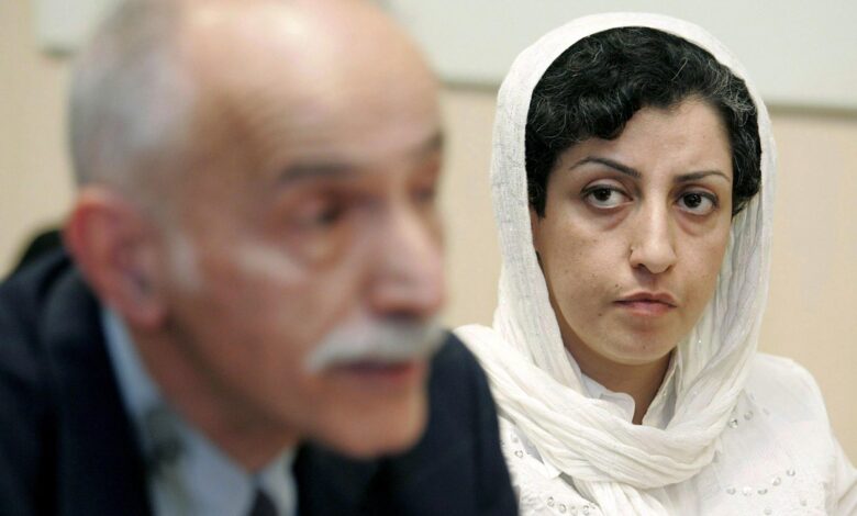 Irã liberta Nobel da Paz Narges Mohammadi por razões médicas