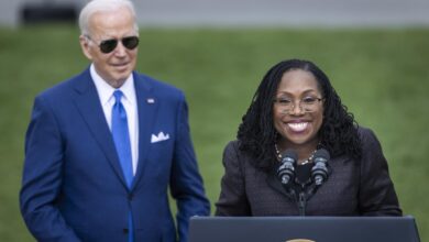 Juíza indicada por Biden estreia em musical na Broadway