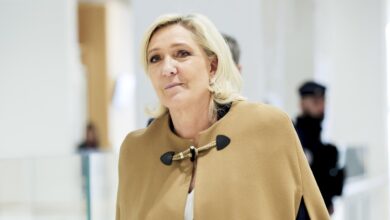 Le Pen diz que “prolongar macronismo levará ao fracasso”